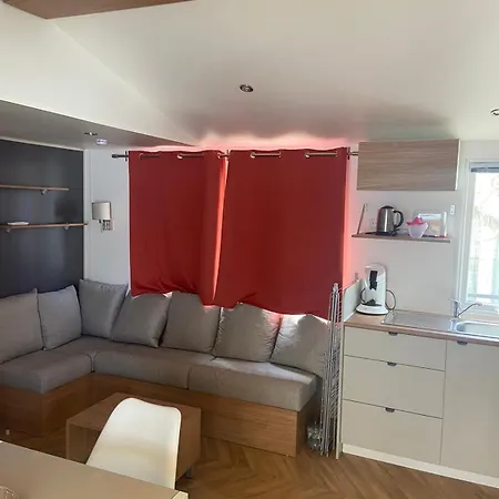 Camping Mobil La Carabasse Vias